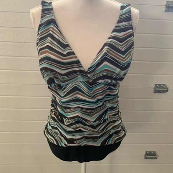 Christina Striped One Piece Bathing Suit 16 - Picture 1 of 3
